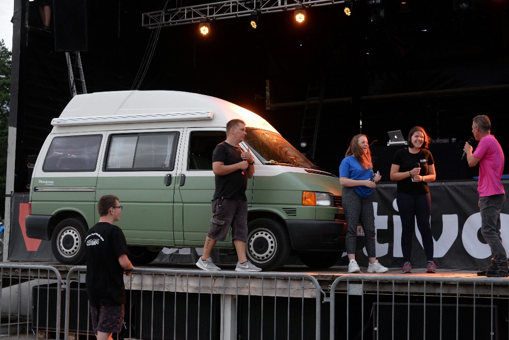 ../Images/VW Bus Festival Berlin 2019 289.jpg